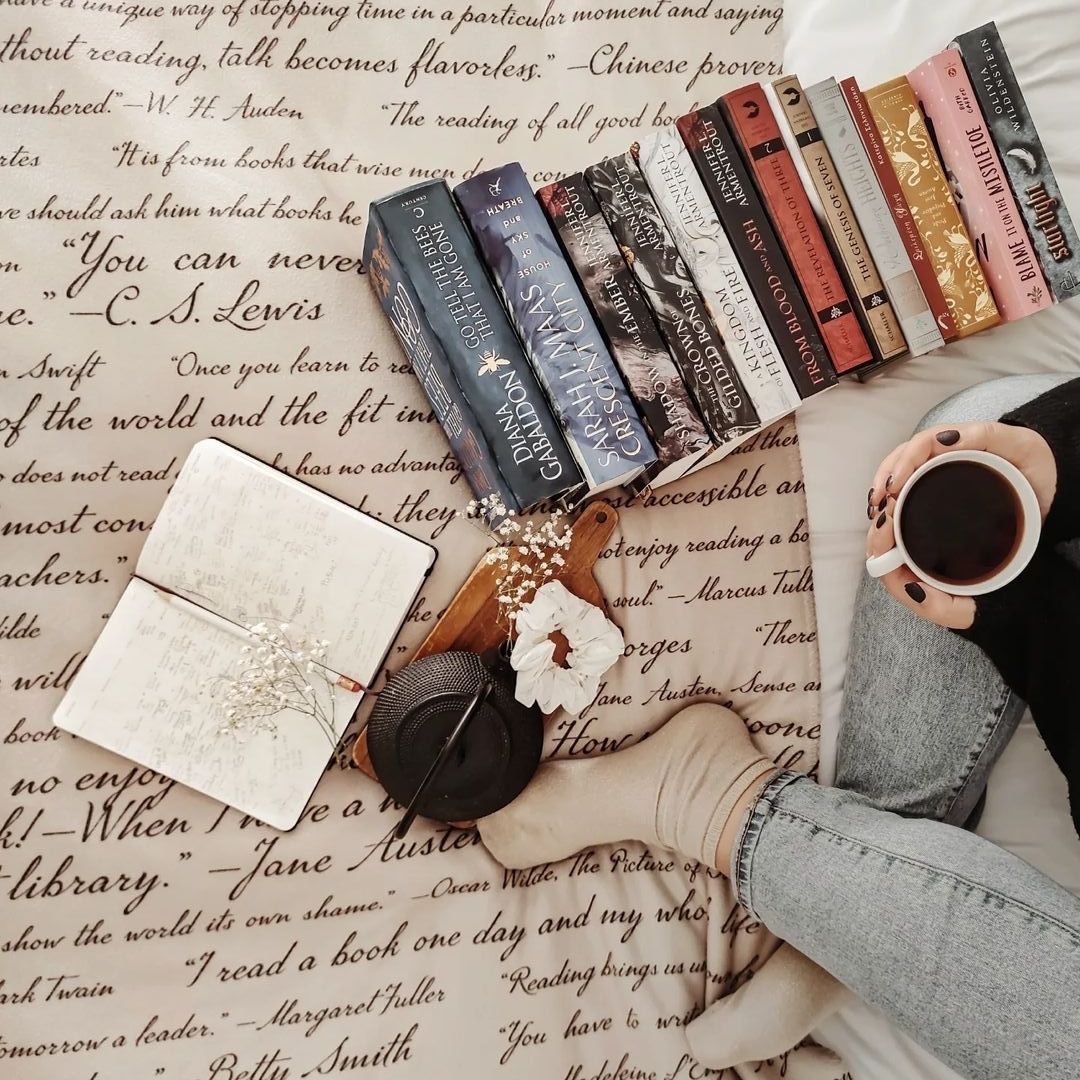 Commit to Lit Sherpa Fleece Book Blanket