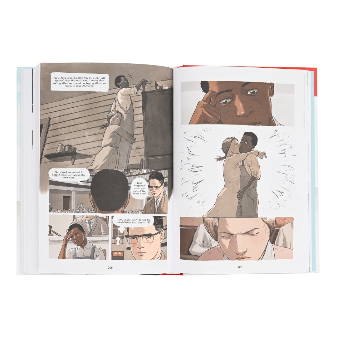 To Kill a Mockingbird: A Graphic Novel
