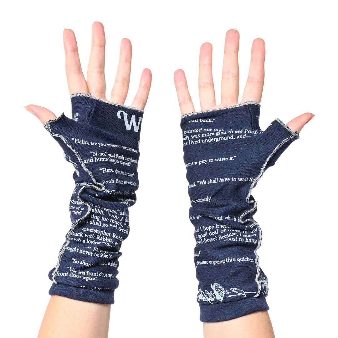 Winnie-the-Pooh Writing Gloves