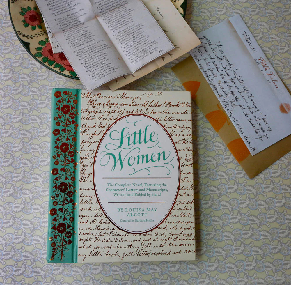 Little Women - With Letters from the Characters' Correspondence