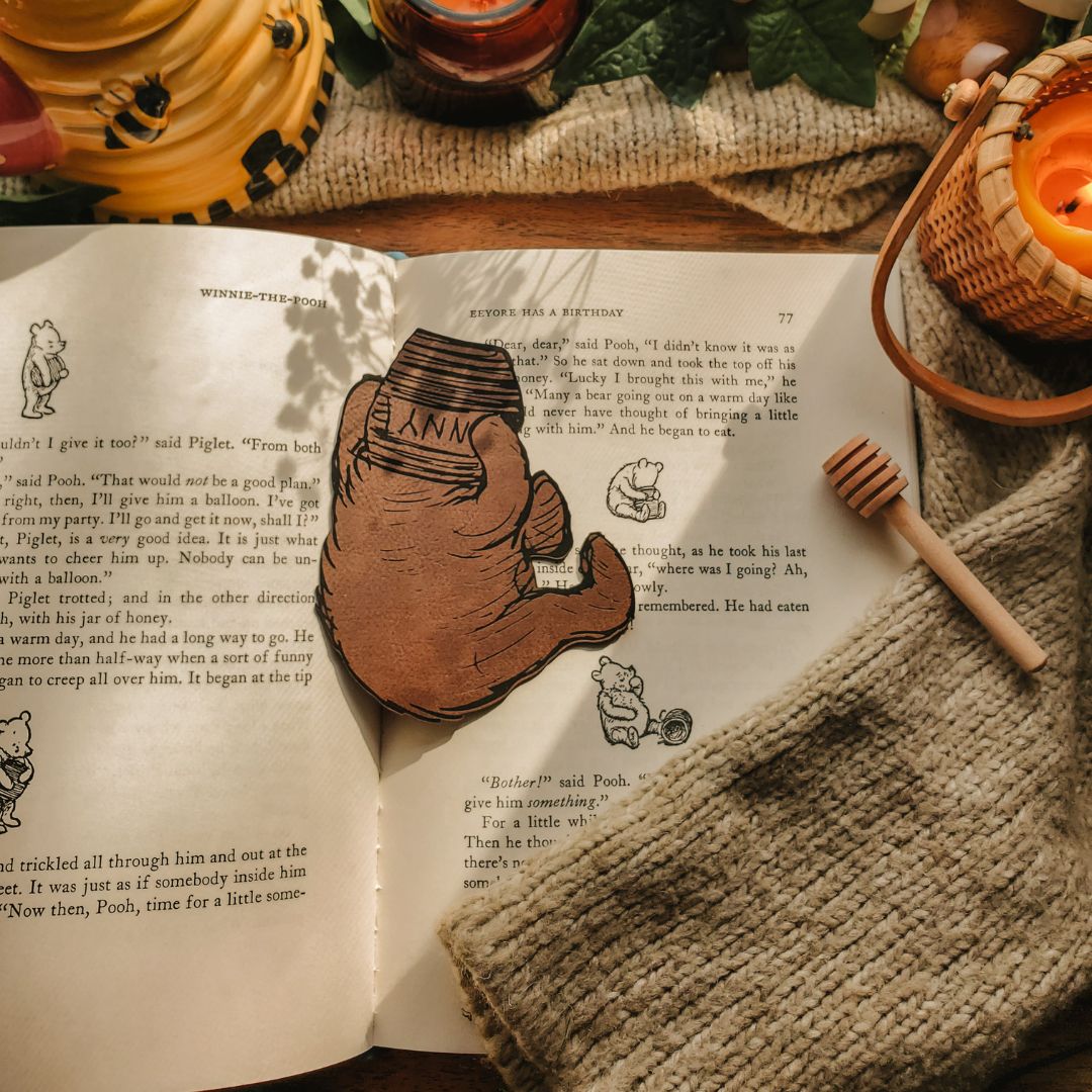 Winnie-the-Pooh Graphic Bookmark