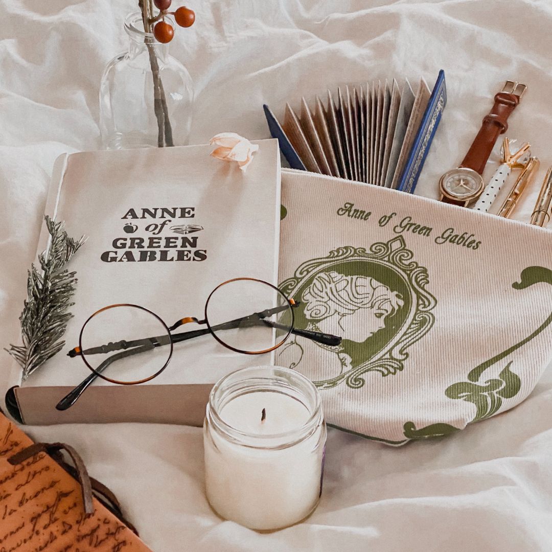 Anne of Green Gables Book Pouch