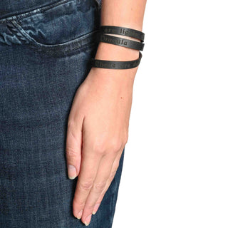 Dracula Leather Quote Bracelet - Black