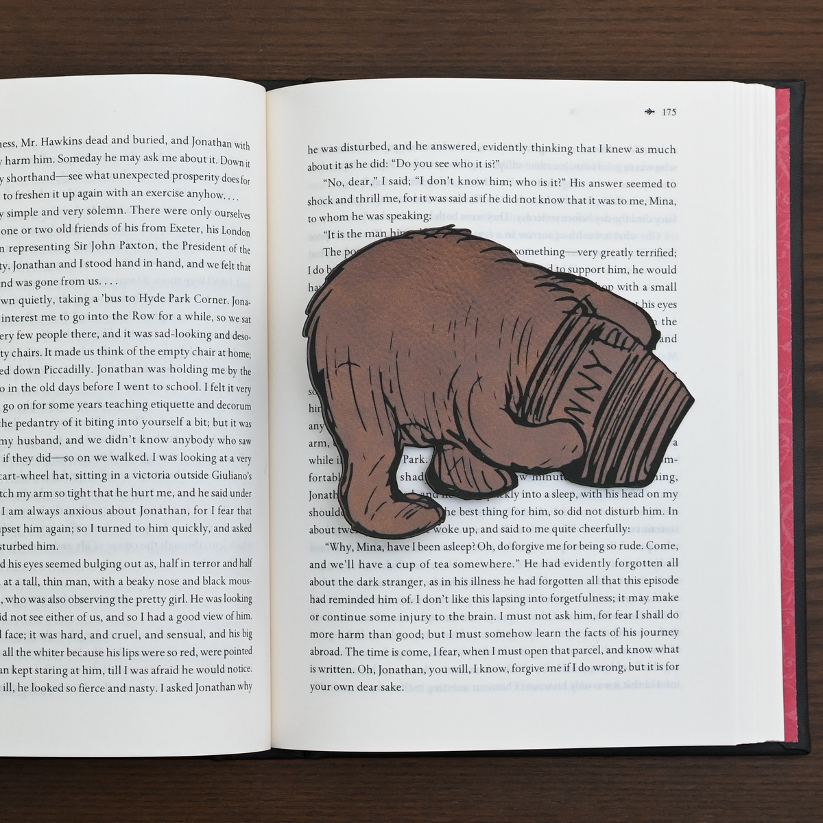Winnie-the-Pooh Graphic Bookmark