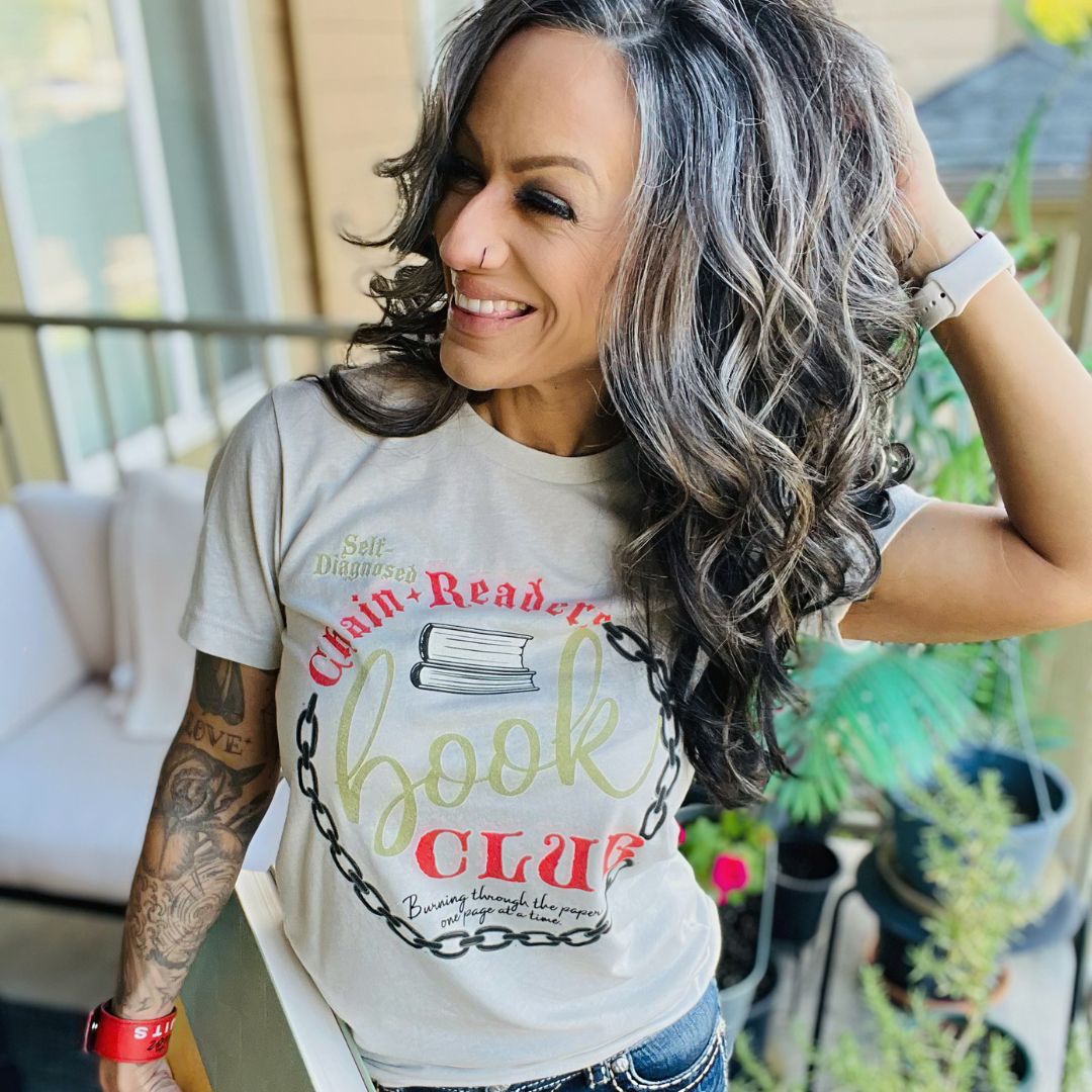 Chain-Reader Unisex Tee