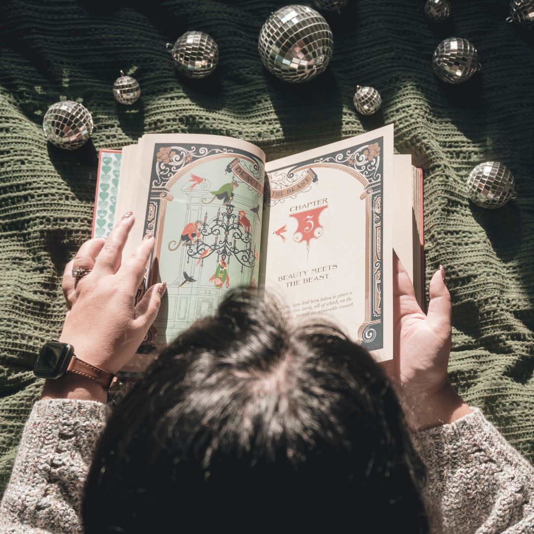 Beauty and the Beast (Illustrated with Interactive Elements)