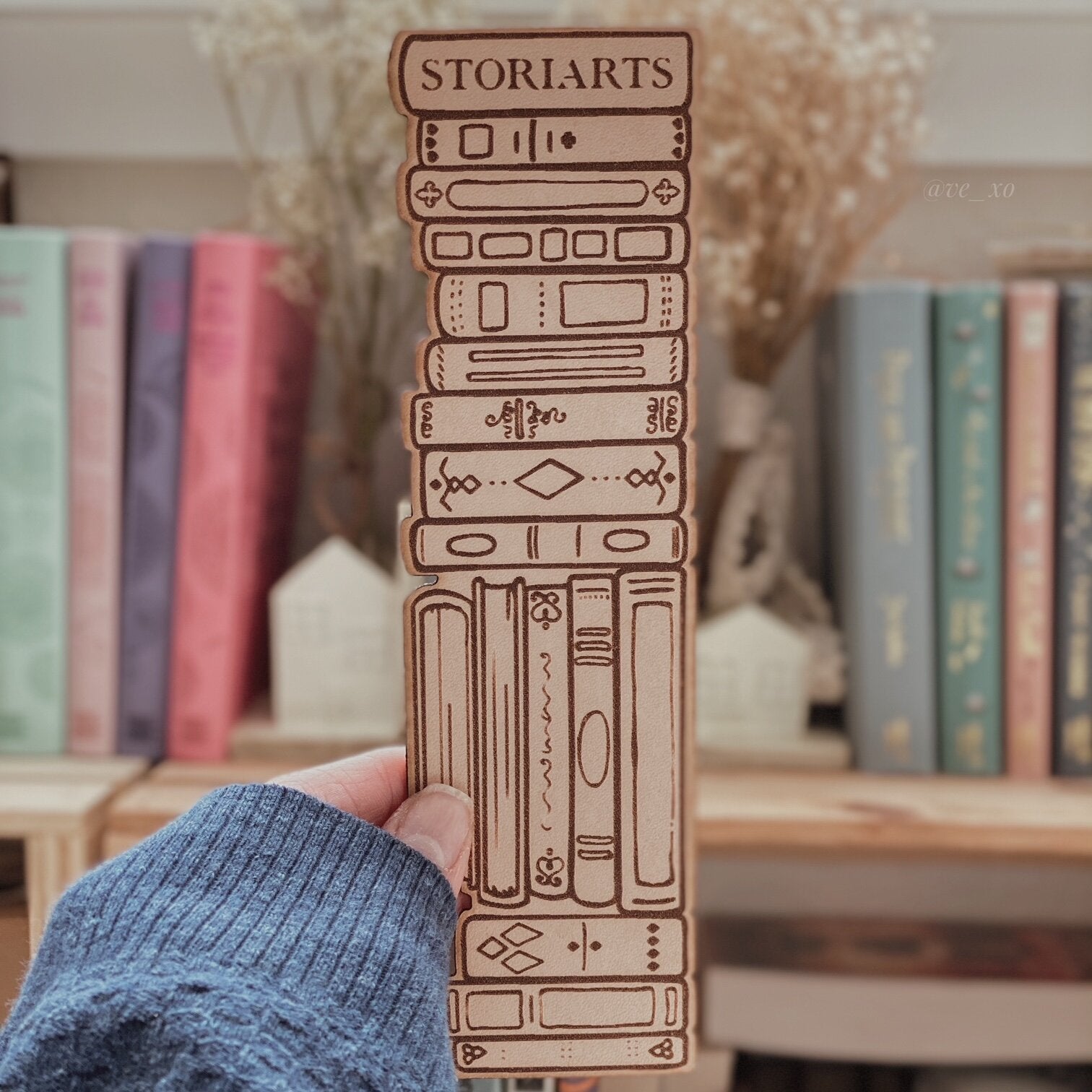 Bookshelf Leather Bookmark