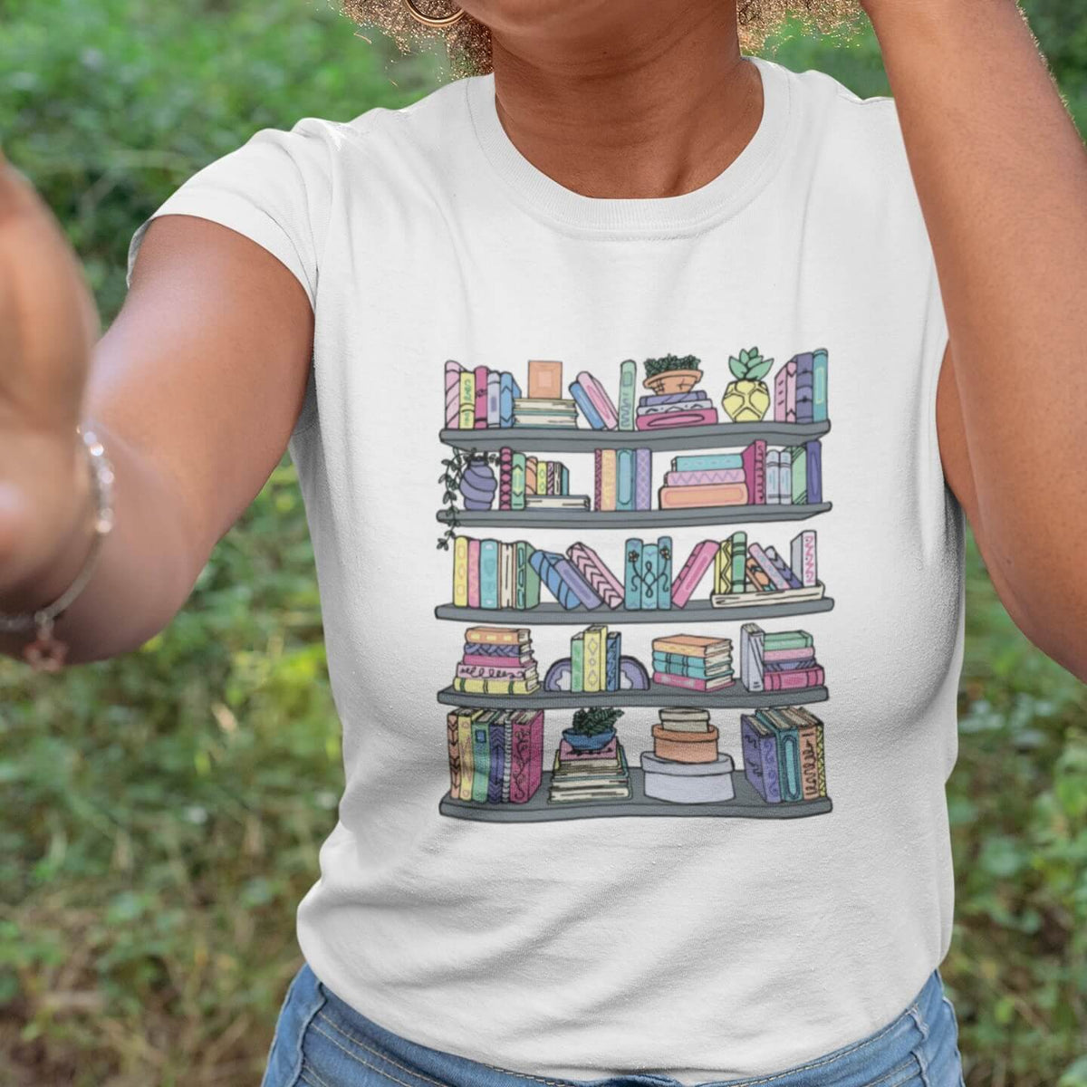 Bookshelf Women&#39;s Tee