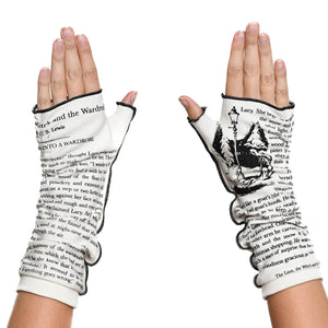 The Lion, the Witch and the Wardrobe Writing Gloves