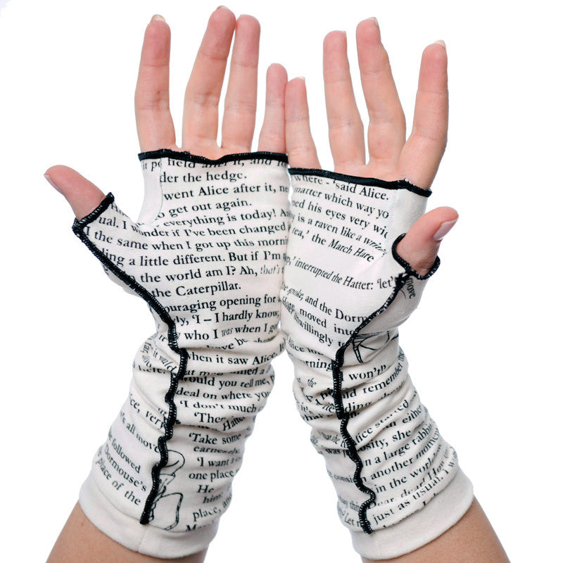 Alice in Wonderland Writing Gloves - Storiarts - 3